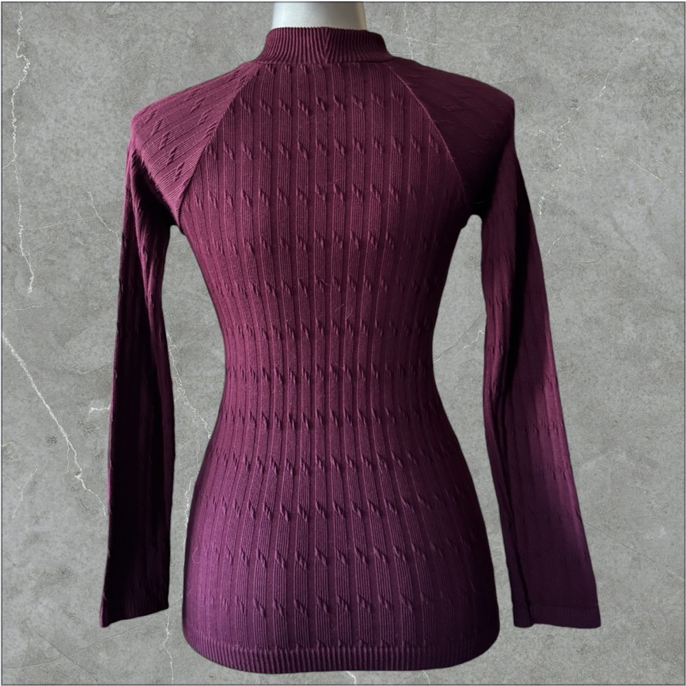 2 for $30 ✅Chic Cutout Ribbed Long-Sleeve Top in Wine - Picture 8 of 16